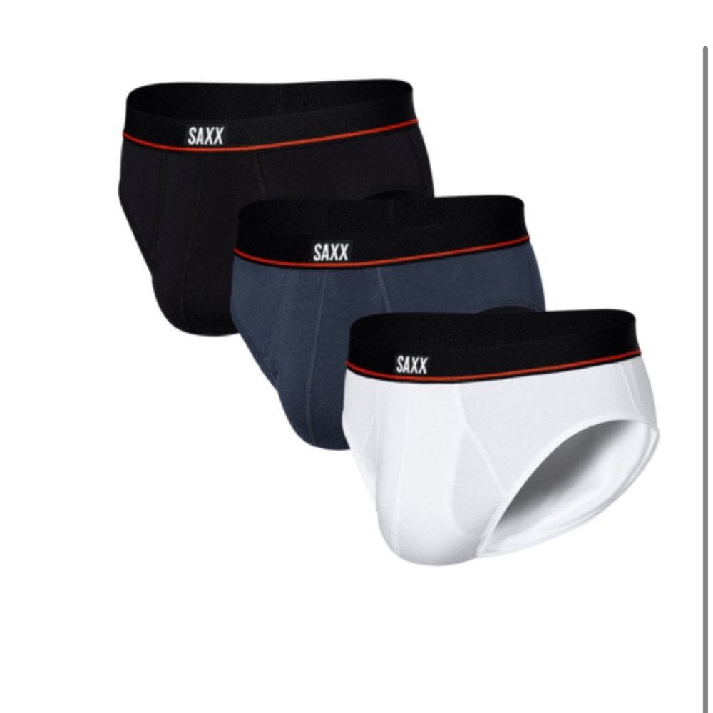 SAXX 3 pack NWT Men’s Briefs